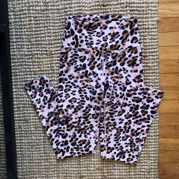 Beach Riot Workout Set - Picture 8 of 8